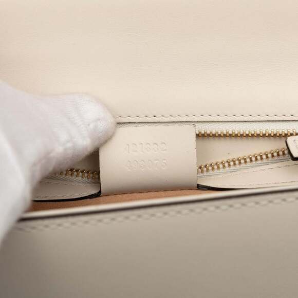 GUCCI White Leather Sylvie Shoulder Bag - Picture 6 of 6